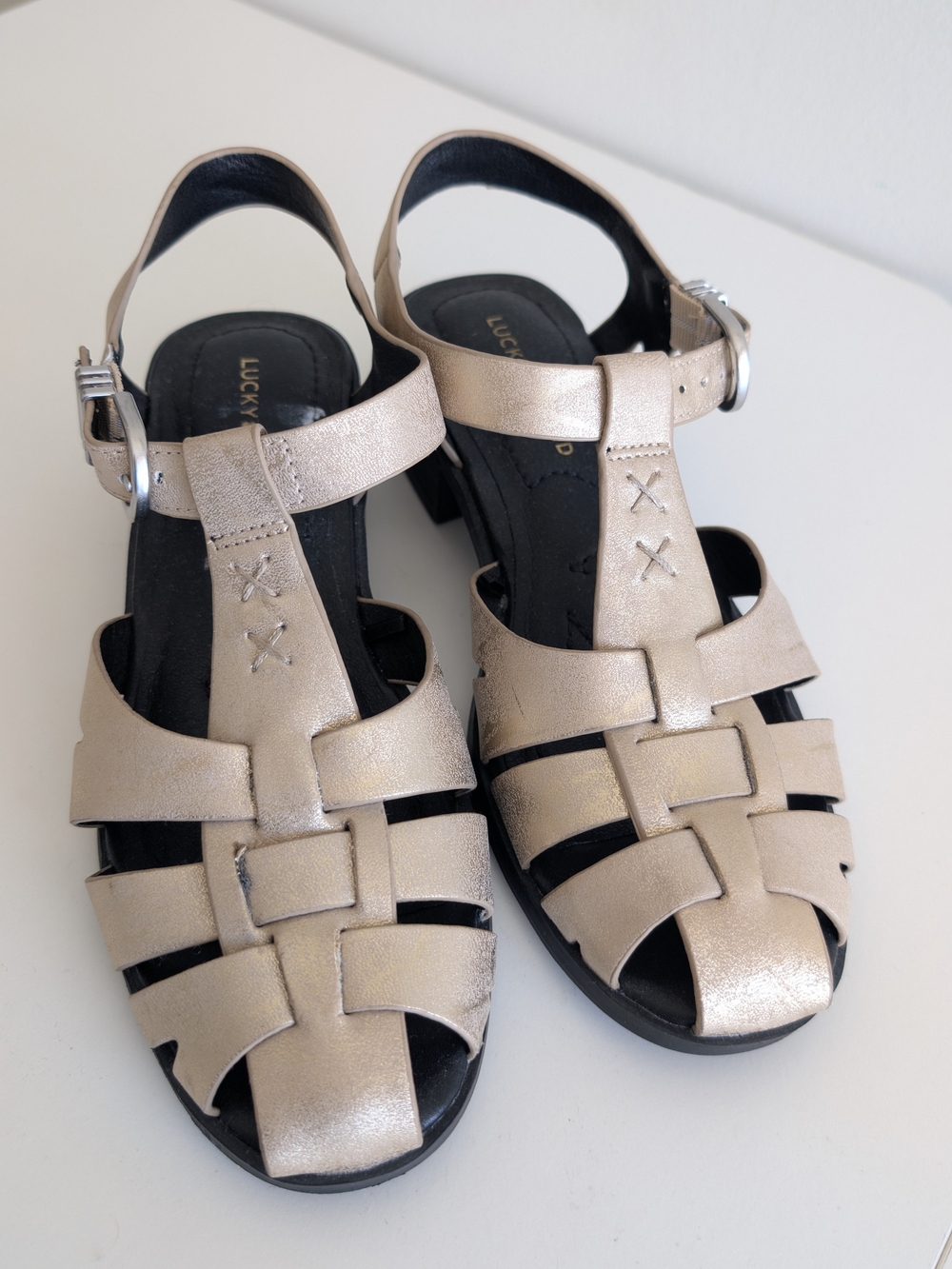 Lucky Brand Women's Metallic Cream Fishermans T-Strap Sandals
